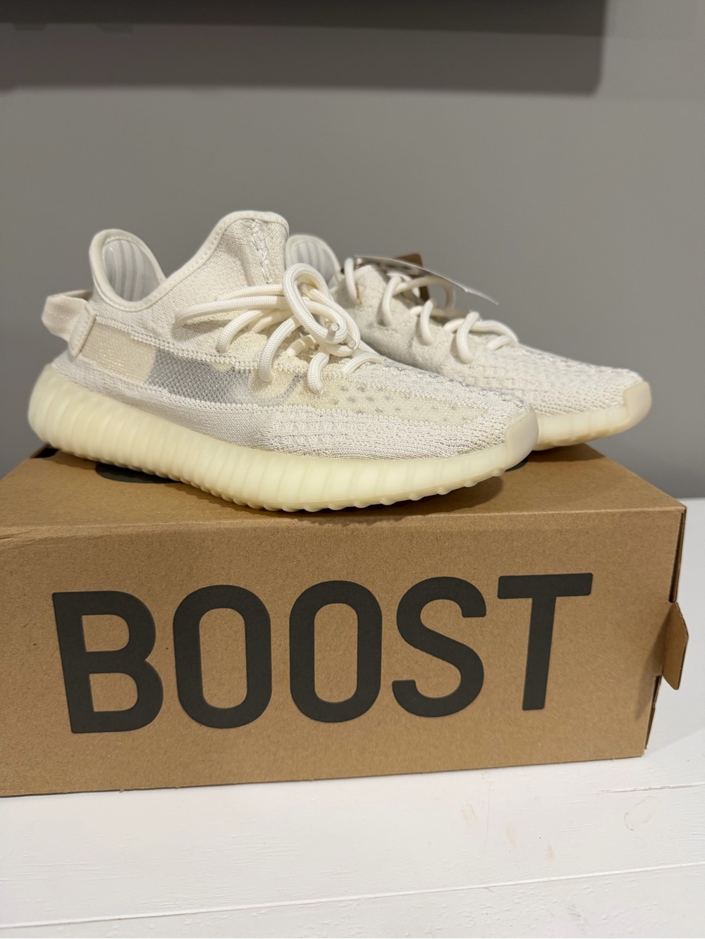 adidas Yeezy Boost 350 v2 Athletic Sneakers in Crème